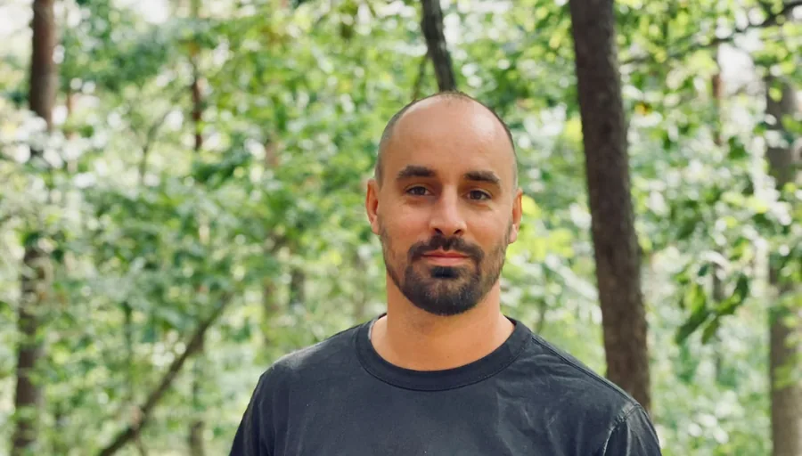 Corentin Defour, en forêt